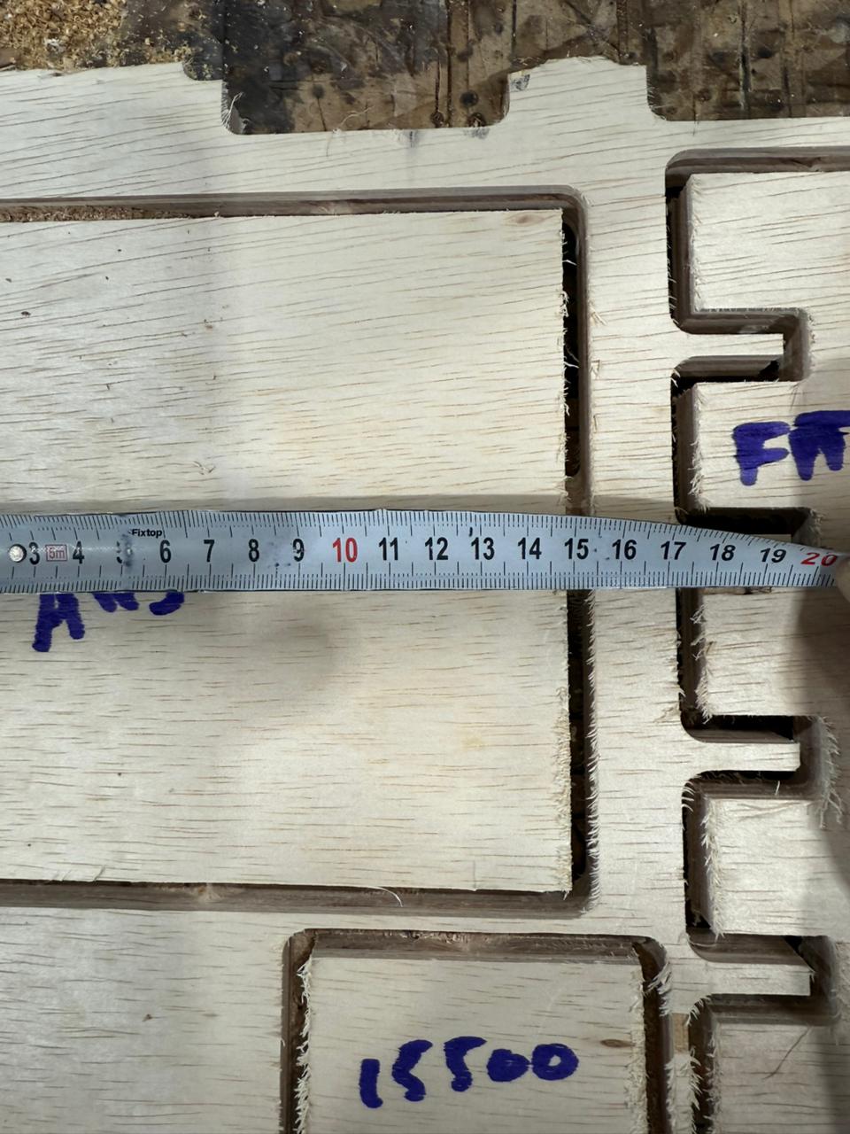 Press fitting joint parts together by hand to check friction forces