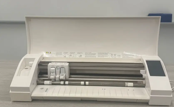 Vinyl / craft cutter