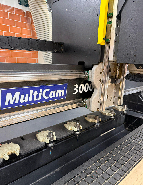MultiCam 3000 close-up spindle and clamps