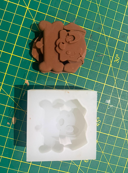 Demolded chocolate piece