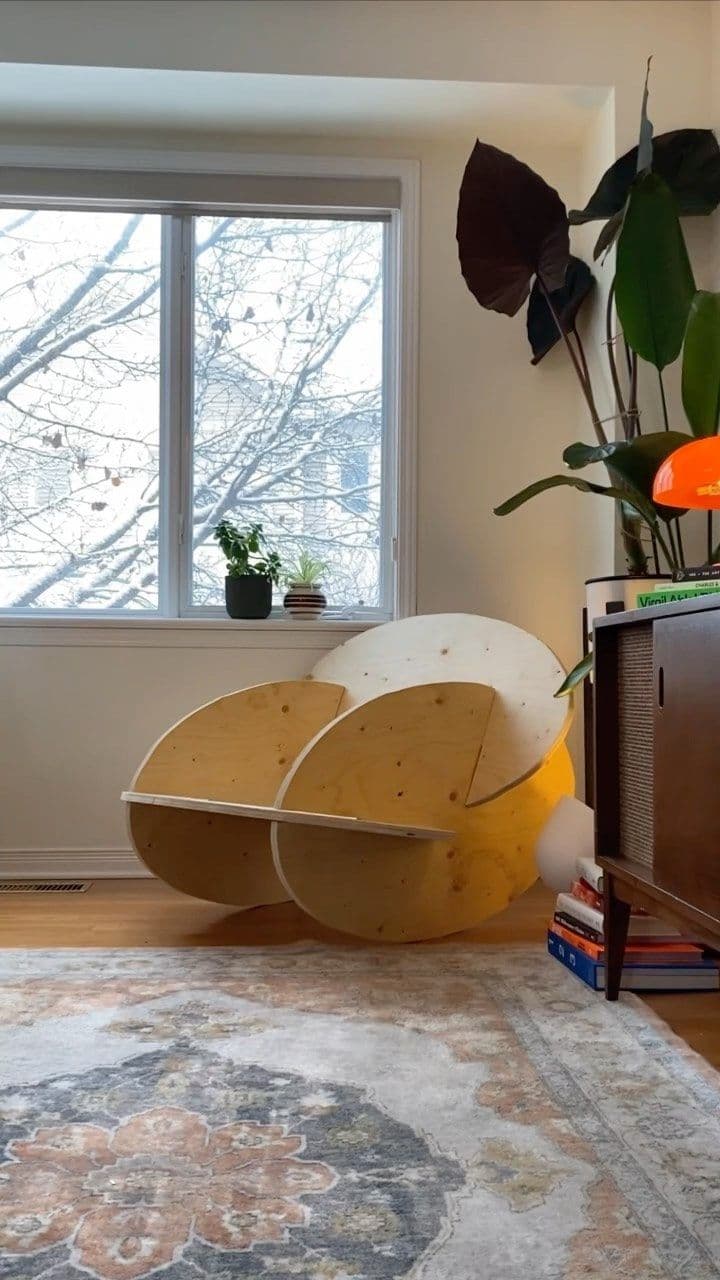 Oval Rocker — Side View
