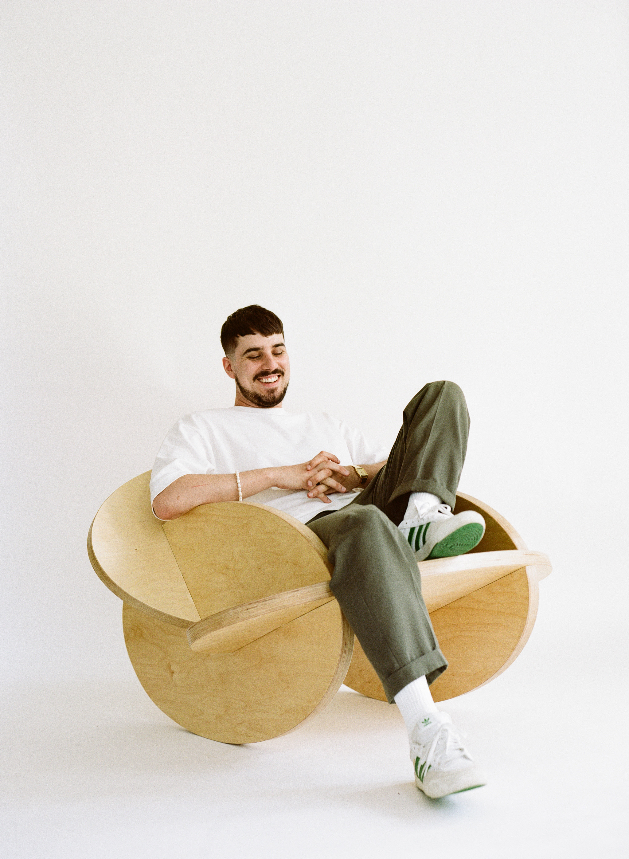 Oval Rocker Assembly Detail