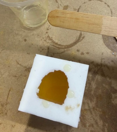 Polyurethane resin curing in mold