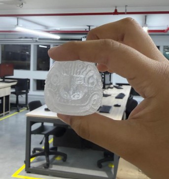 Epoxy cast result — detail
