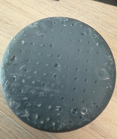 Back surface with support marks before refinement