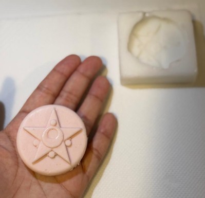 Final pink soap Sailor Moon brooches — collection