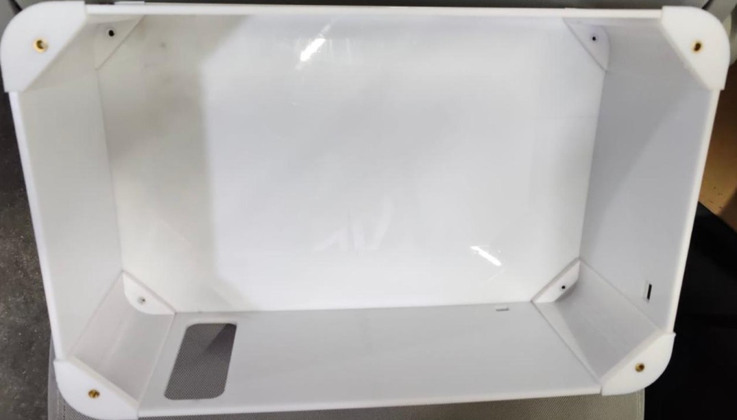HigiBox acrylic enclosure