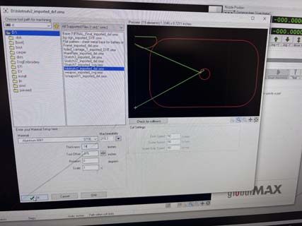 Choosing the toolpath for machining in OMAX Make