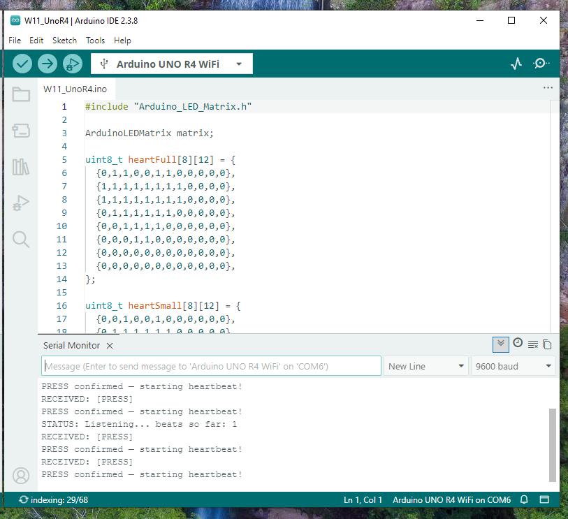 Arduino UNO R4 receiver sketch with Serial Monitor showing received messages