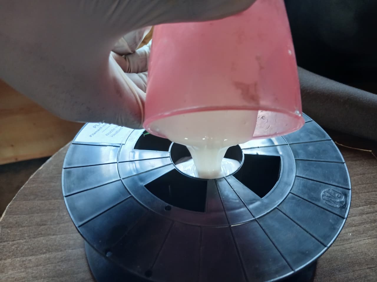Pouring silicone