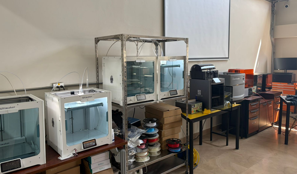 StartLABS 3D printing space