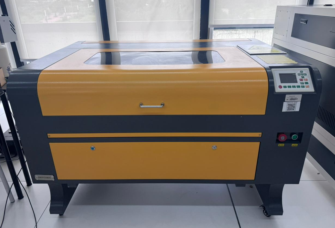 Teammate laser cutter 1