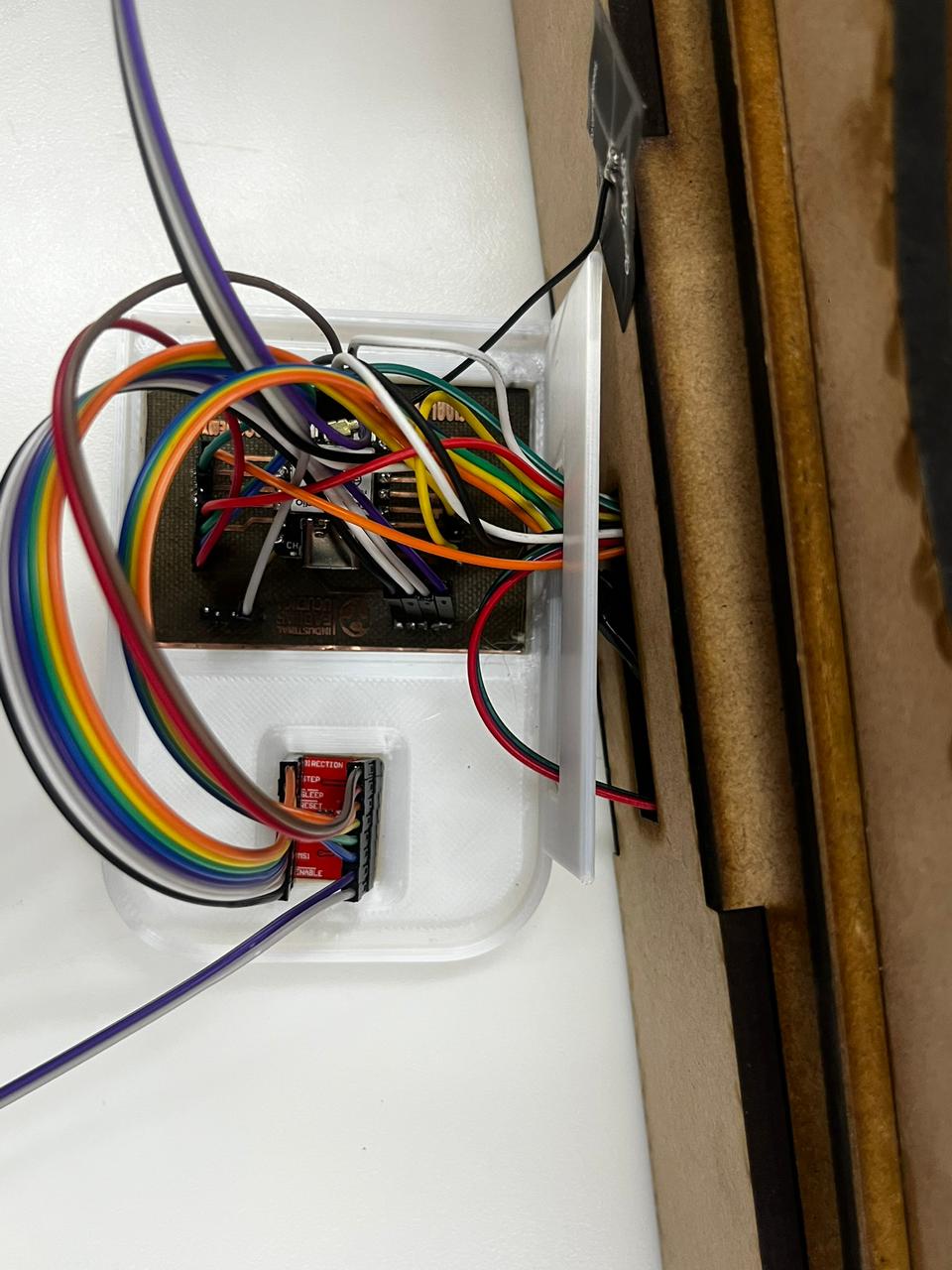 Top view of the wiring case and PCB connections