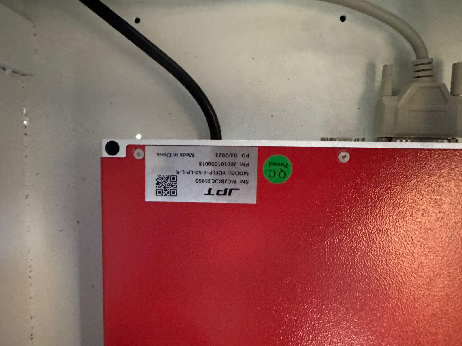 JPT fiber laser source nameplate