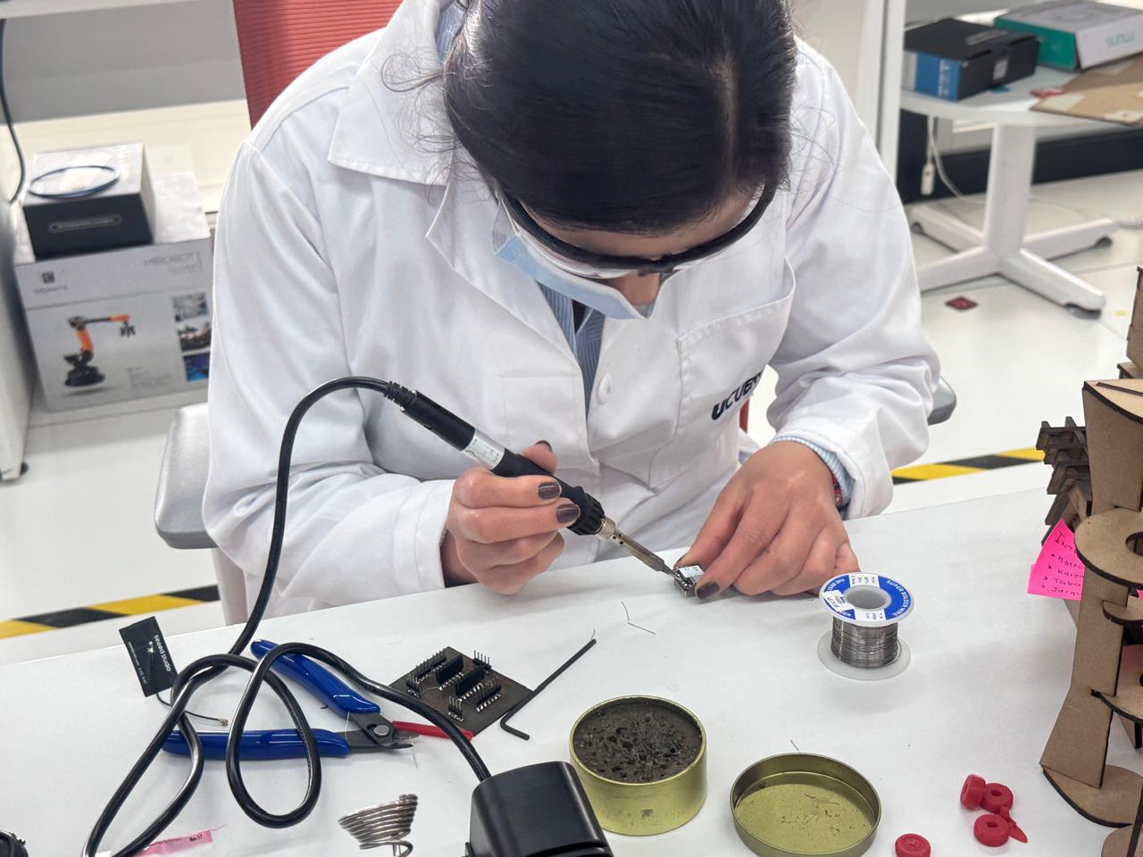 Soldering the sensor connector on the custom input PCB