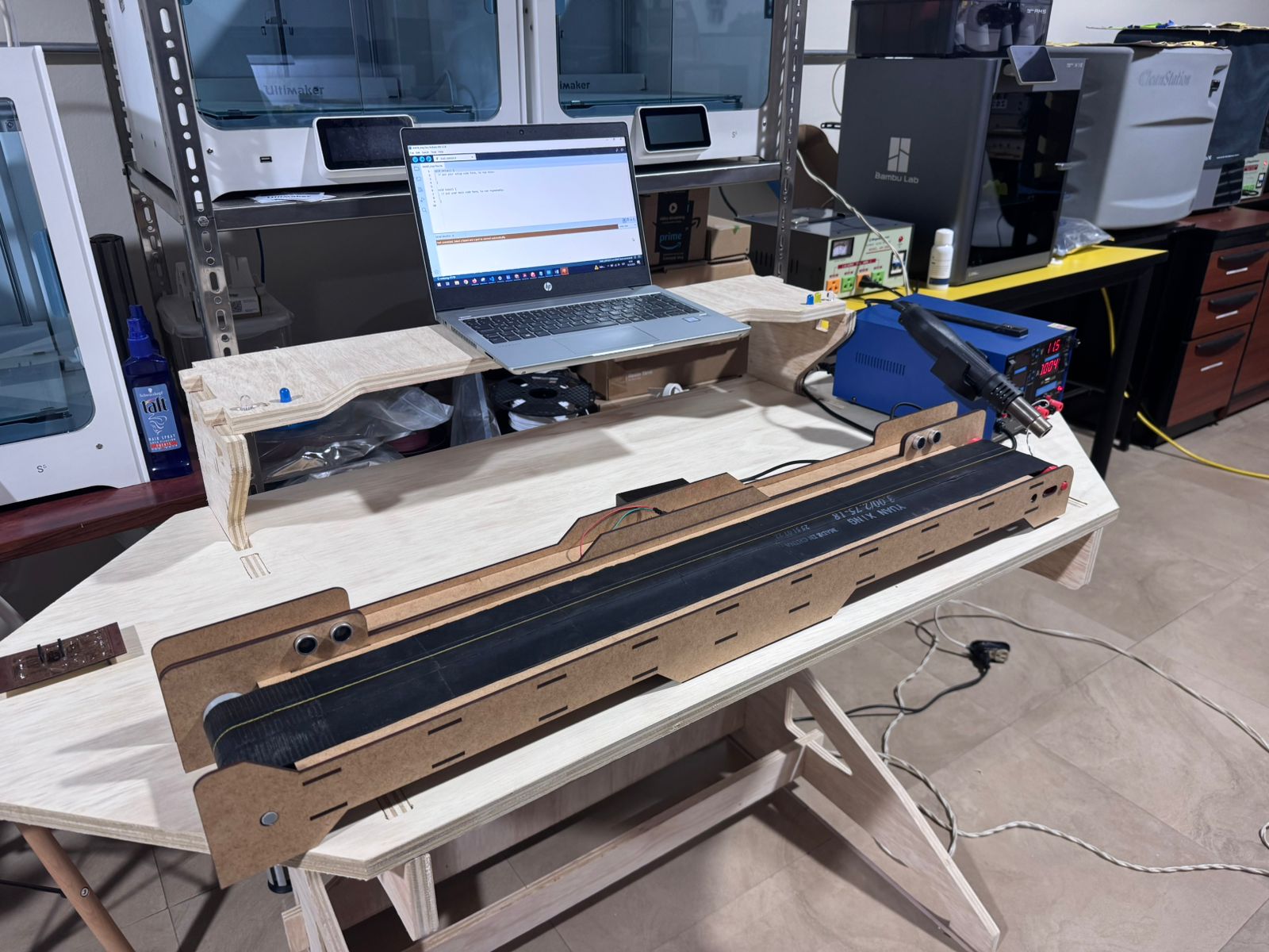 Final conveyor belt machine