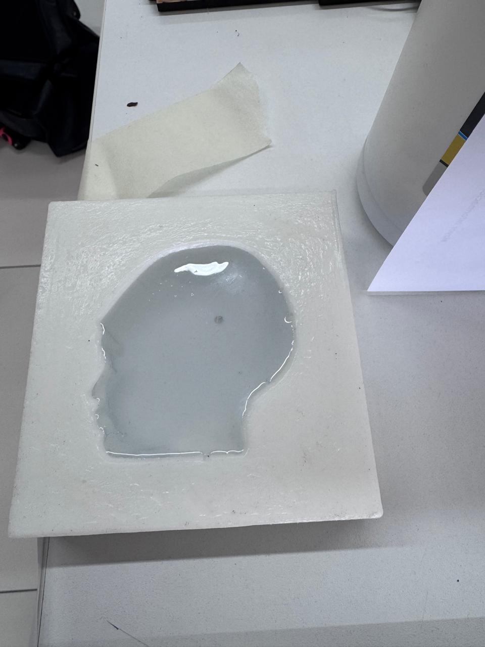 Epoxy resin inside the silicone mold