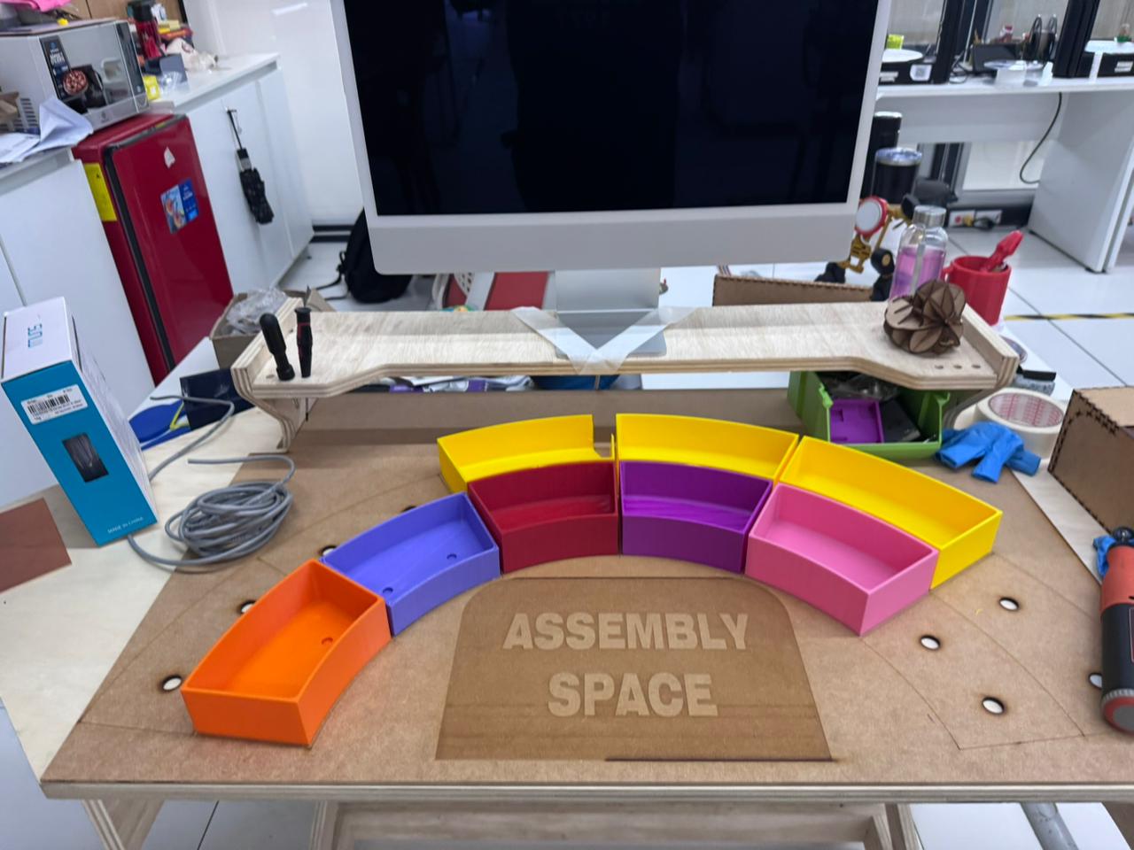 Current progress of the Smart Lean Cell prototype with assembly space and modular containers